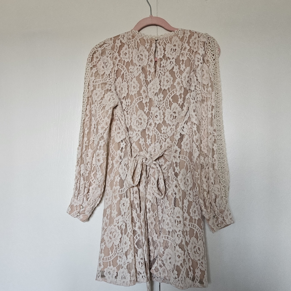 ROMANTIC LACE DRESS - Picture 5 of 8